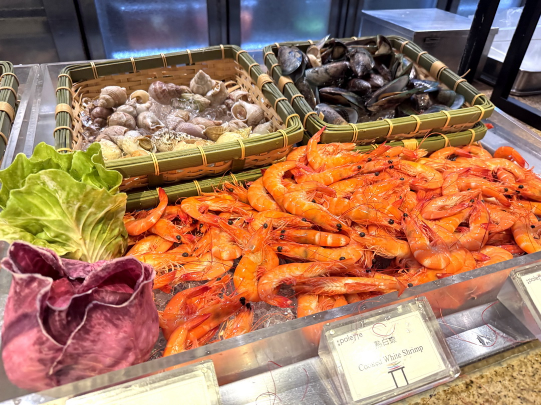 彩匯自助餐廳｜美福大飯店高級Buffet吃到飽推薦，牛排龍蝦干貝生蠔甜點酒水無限爽吃！ @猴屁的異想世界