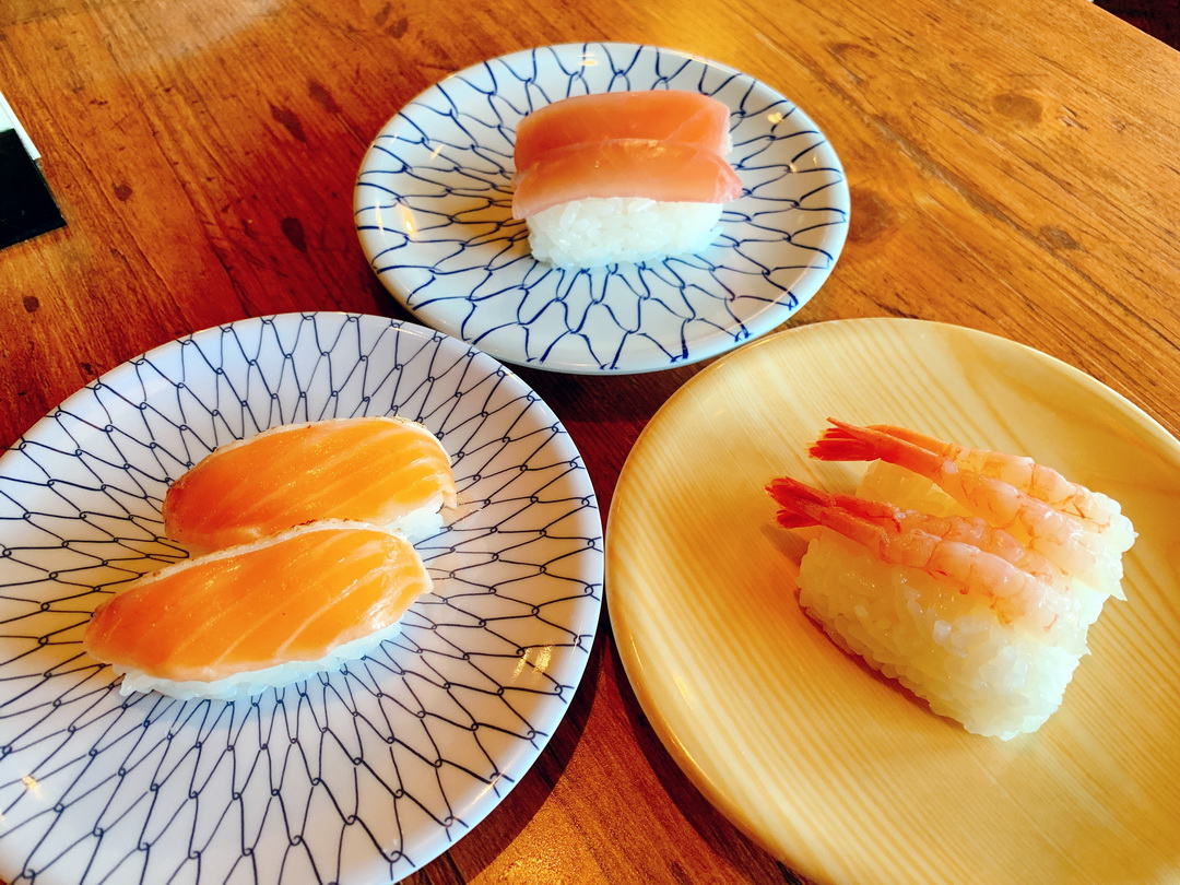 神戶FISHERMAN&#8217;S MARKET海鮮吃到飽｜松葉蟹無限供應，壽司披薩甜點一次滿足，港灣夜景超浪漫 @猴屁的異想世界