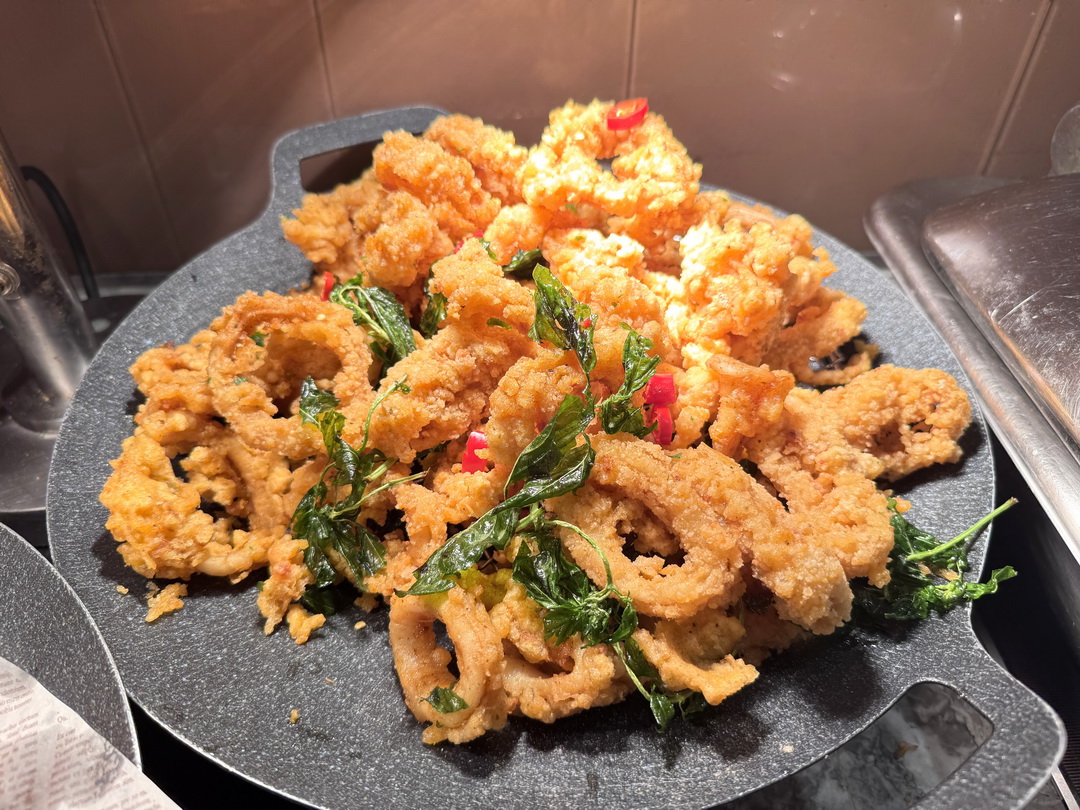 【新竹老爺酒店Le Café自助餐】氣派裝潢高質感Buffet，必吃爐烤牛排、生魚片、哈根達斯！ @猴屁的異想世界