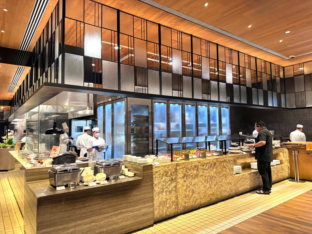 彩匯自助餐廳｜美福大飯店高級Buffet吃到飽推薦，牛排龍蝦干貝生蠔甜點酒水無限爽吃！ @猴屁的異想世界