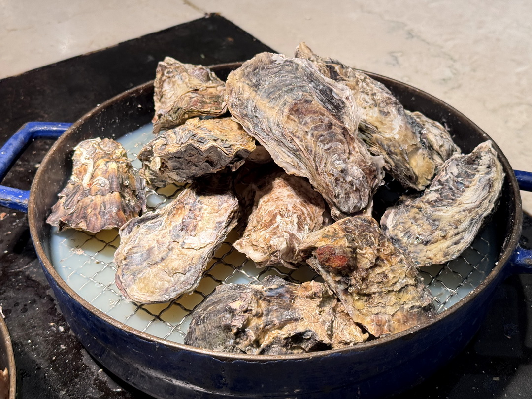 彩匯自助餐廳｜美福大飯店高級Buffet吃到飽推薦，牛排龍蝦干貝生蠔甜點酒水無限爽吃！ @猴屁的異想世界