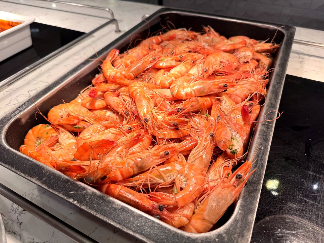 麗星郵輪探索星號｜3間免費餐廳吃到飽，每天菜色不同，6天5夜美食不重複！ @猴屁的異想世界