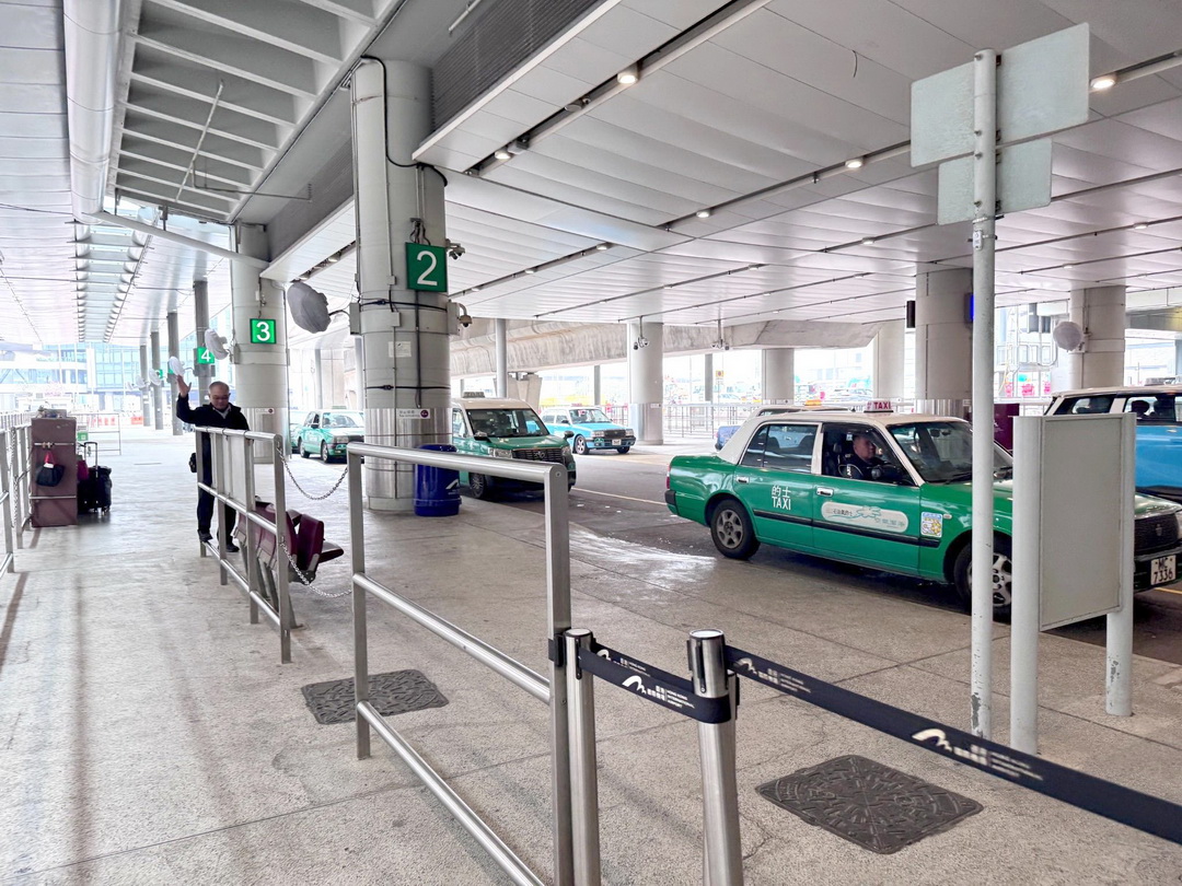 香港機場到迪士尼怎麼去？綠色計程車實搭分享，車資時間懶人包 @猴屁的異想世界