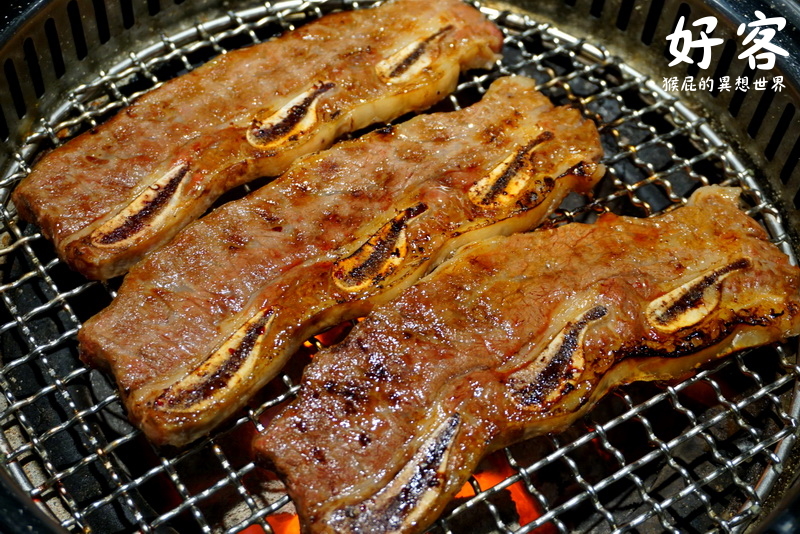 好客燒烤｜台中燒肉吃到飽，天使紅蝦、泰國蝦、戰斧牛排、螃蟹等通通吃到飽 @猴屁的異想世界