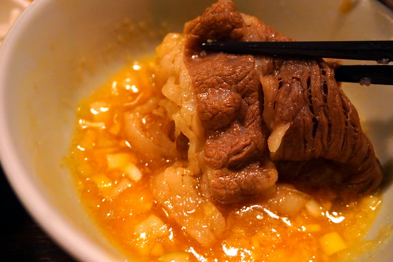 鍋ぞう新宿東口店｜東京新宿和牛壽喜燒吃到飽，黑毛牛、松阪豬涮涮鍋，東京新宿必吃美食 @猴屁的異想世界