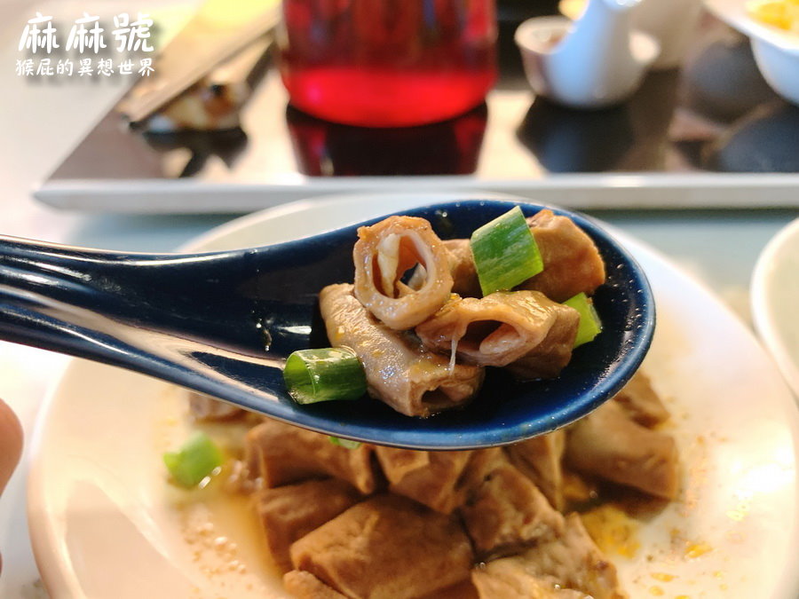 麻麻號排骨鴨血豆腐專賣｜輔大周邊CP值高隱藏版美食，新莊網美餐廳 @猴屁的異想世界