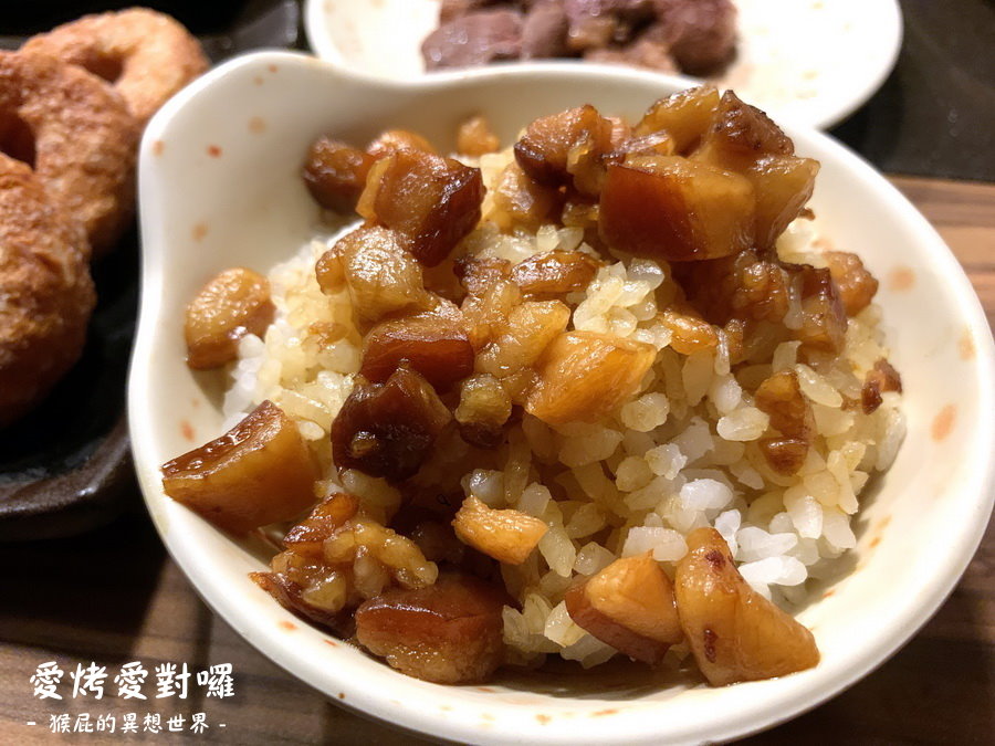 愛烤愛對囉士林店｜台北燒肉吃到飽499元起，食材超優有生蠔、牛排、韓式烤肉等，當月壽星優惠 @猴屁的異想世界