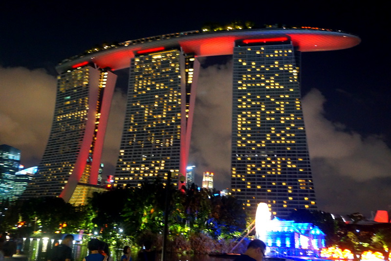 魚尾獅公園Merlion Park｜新加坡必去景點，超熱門打卡景點，我可能不會愛你偶像劇景點 @猴屁的異想世界