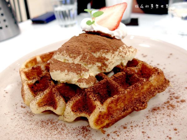 樂丘廚房｜台中東海美食，鬆餅漢堡超特別，東海大學周邊美食 @猴屁的異想世界